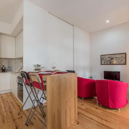 Guestready - Soft Linen Balcony Apartment