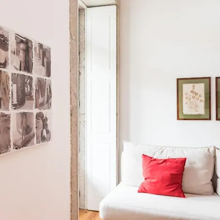 Guestready - Soft Linen Balcony Apartment *