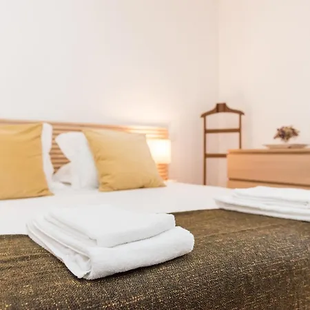 Guestready - Soft Linen Balcony Apartment *